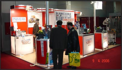 "Ντύσιμο" περιπτέρου πελάτη για τη έκθεση "Συσκευασία" 2006